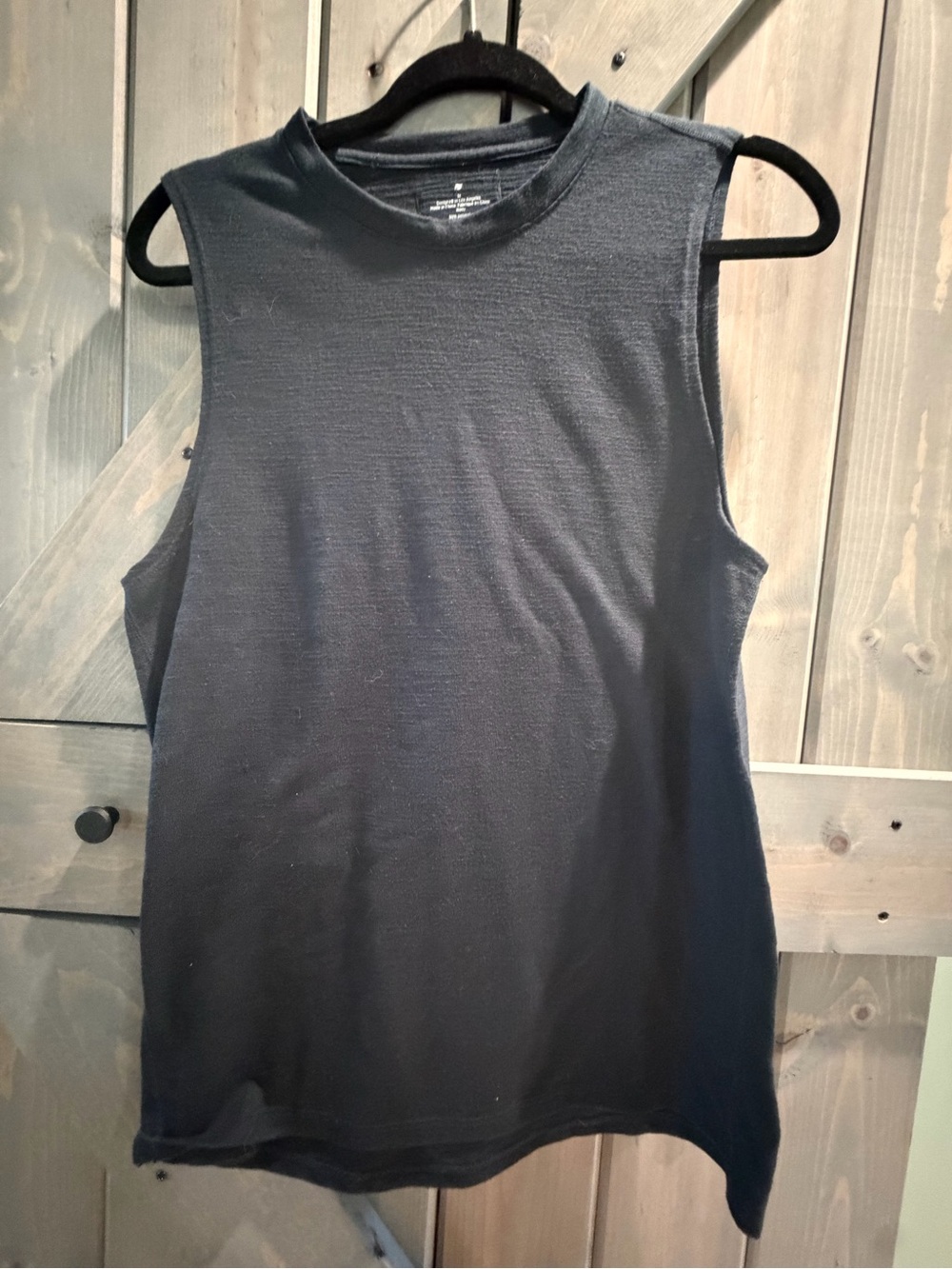 Fabletics Black Sleeveless Muscle Tank Top Medium
